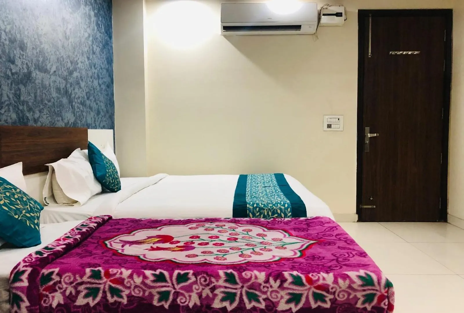 Basra Hotel , A Unit Of At Manpower Services Gurgaon